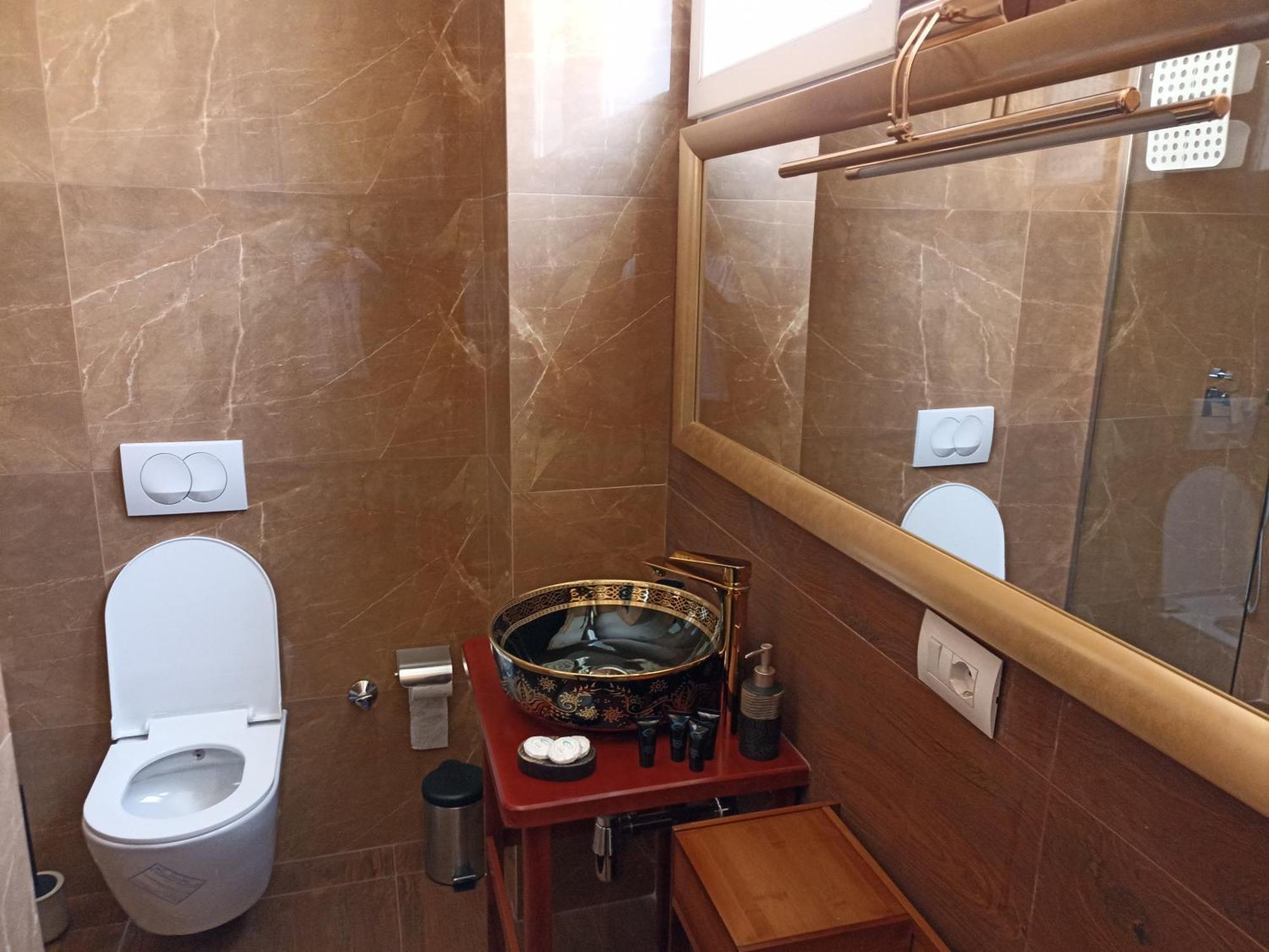 Amo'S Hotel Шкодер Экстерьер фото
